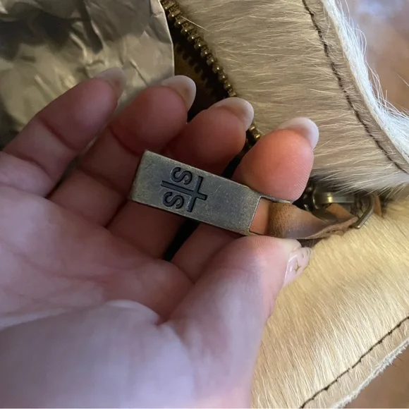 STS Ranchwear Classic Cowhide Tote Ladies Leather Zip Multi-Color - Picture 9 of 13